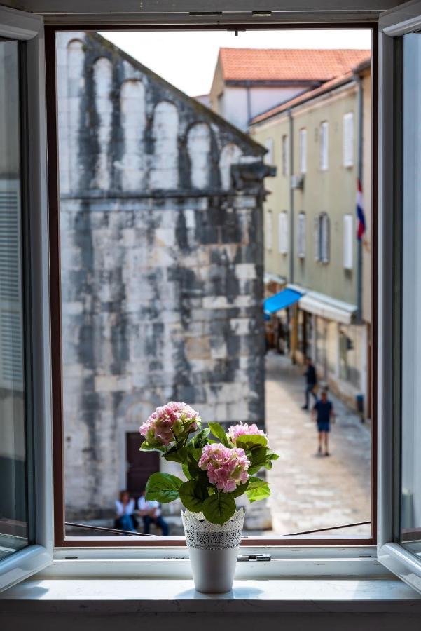 Luxury Old Town Couette-café *