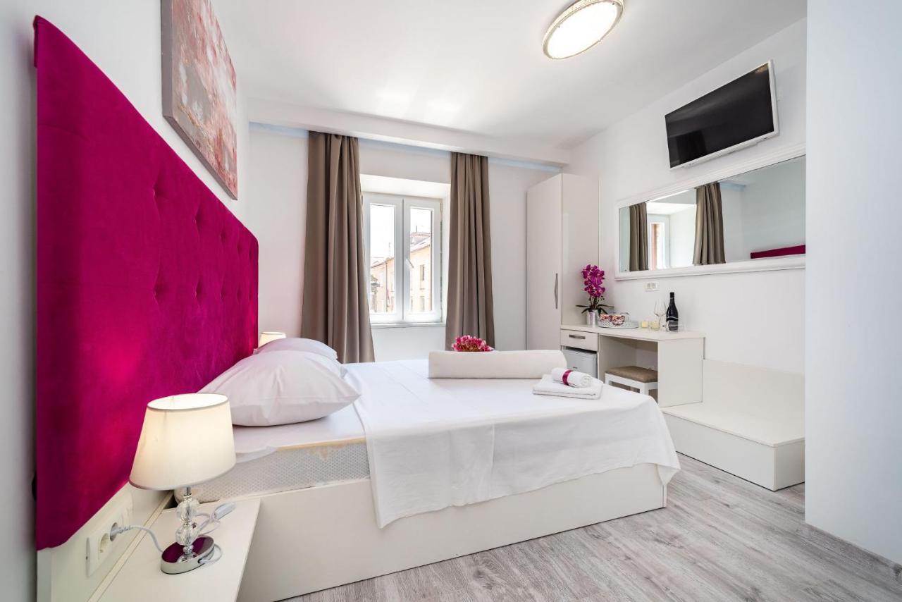 Luxury Old Town Bed & Breakfast *