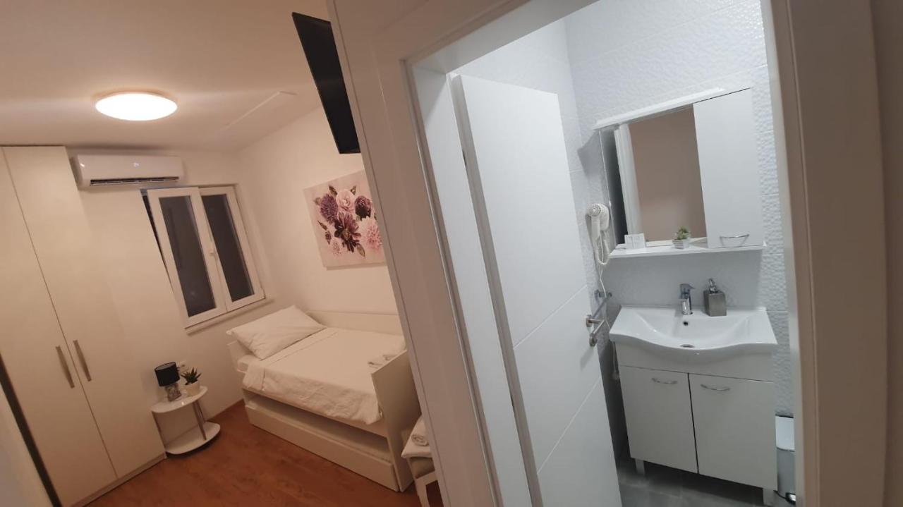 Luxury Old Town Couette-café Zadar